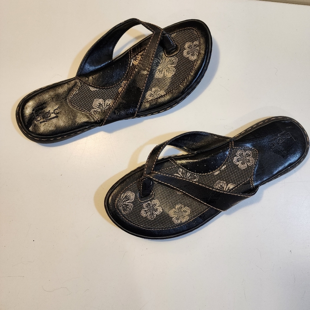 BOC Women’s Black Floral-Print Thong Flat Sandals Sz 9